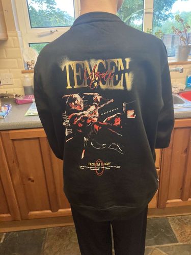 Customer photo review of Tengen Uzui - Graphic Sweatshirt
