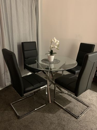 Customer photo review of Jonnie Dining Chair