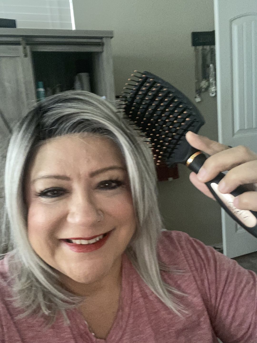 Customer photo review of Deluxe Detangle Brush