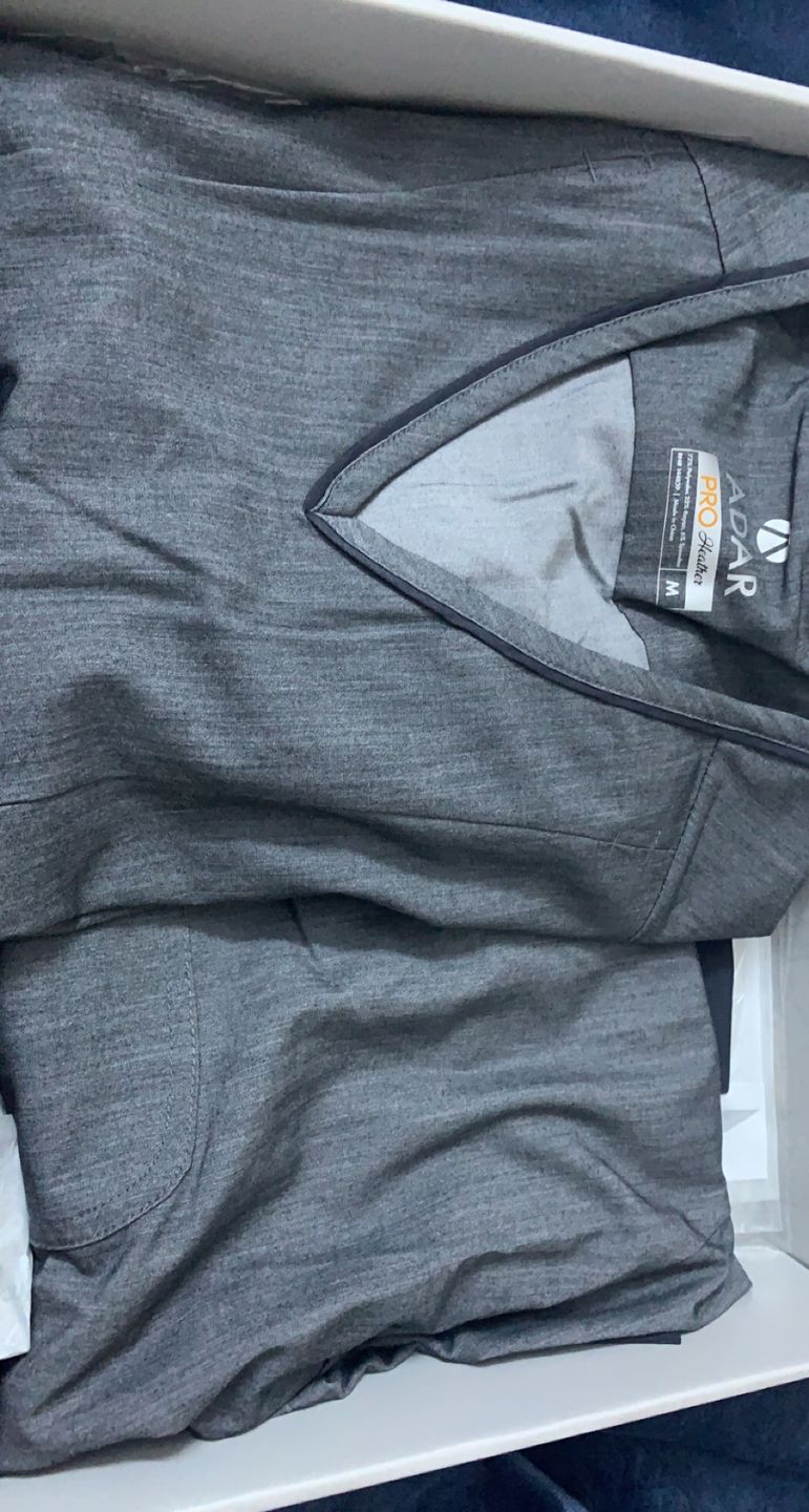 Customer photo review of بلوزة برو من أدار ~ Pro Top Adar