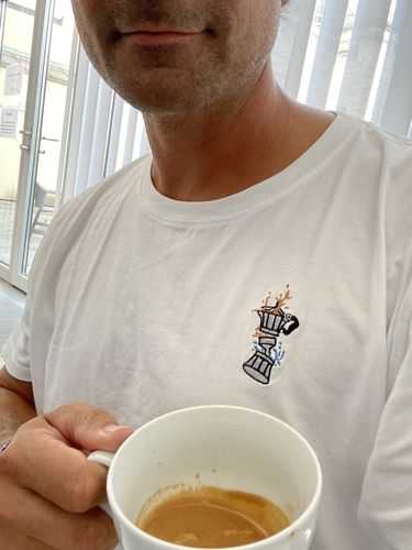 Customer photo review of Espressokocher Boom | Besticktes Organic Bio Baumwoll-T-Shirt