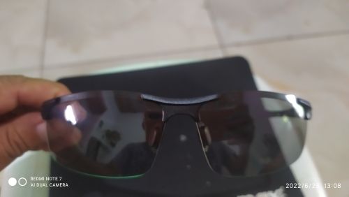 Customer photo review of Aluminum Rimless Photochromic Sunglasses