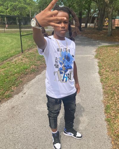 Customer photo review of Strap Split Paint Denim (Black - Grey Wash)
