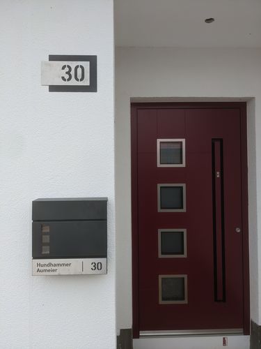 Customer photo review of AlbersDesign Briefkasten B2 anthrazit (RAL7016) personalisiert mit Edelstahlschild