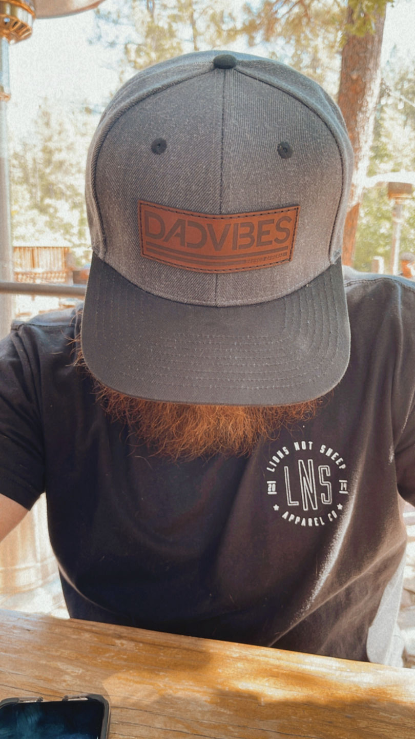 Customer photo review of DadVibes Classic - Snapback (Charcoal/Black Bill)