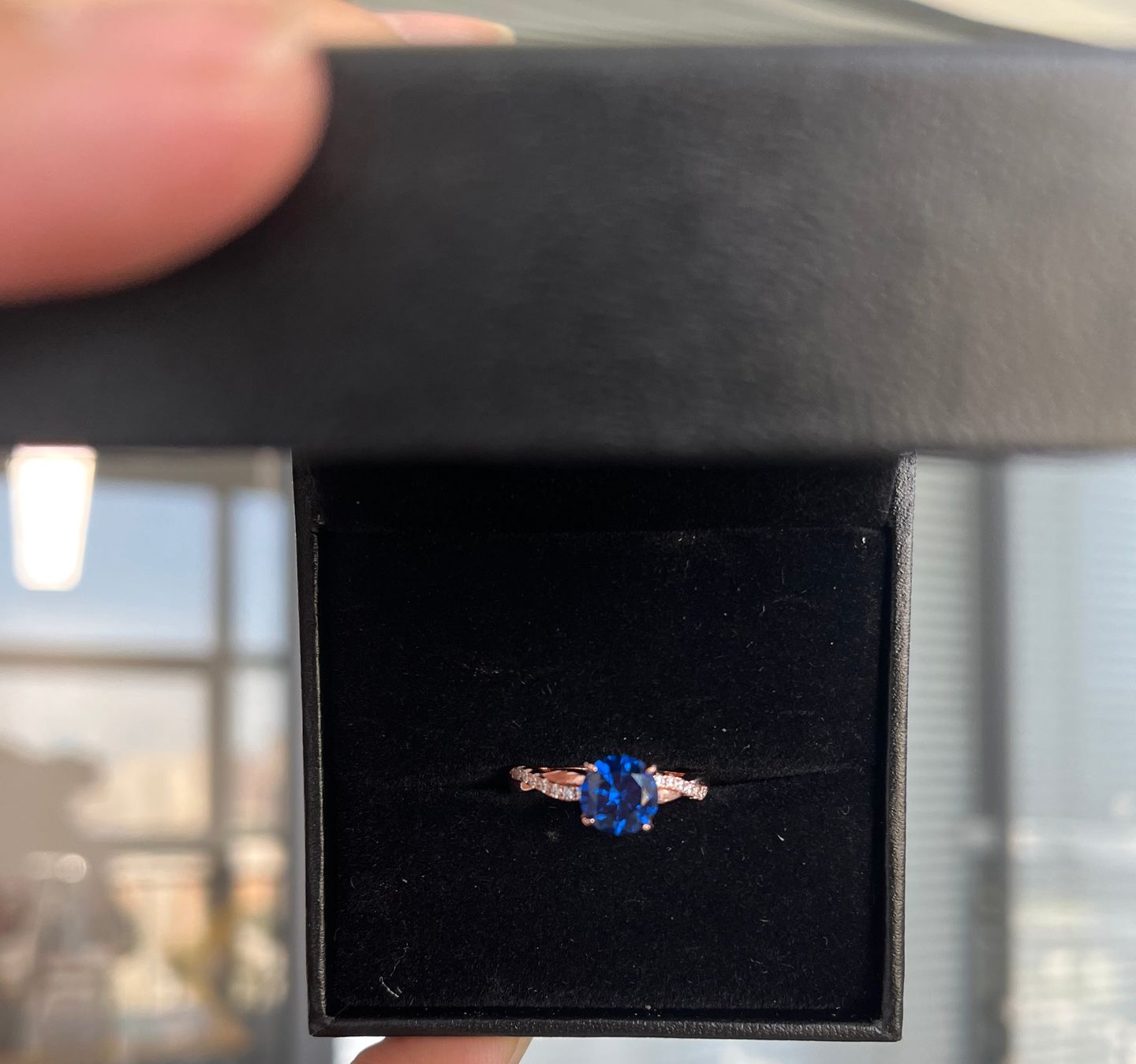 Customer photo review of Louily Rose Gold Twist 1.25 Carat Blue Sapphire Round Cut Promise Ring For Her In Sterling Silver