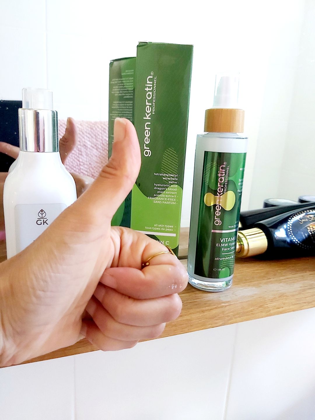 Customer photo review of VITAMINE C (Tétrahexyldécyl ascorbate) ELMW Sérum hyaluronique pour le visage Sans Parfum  | 100ml