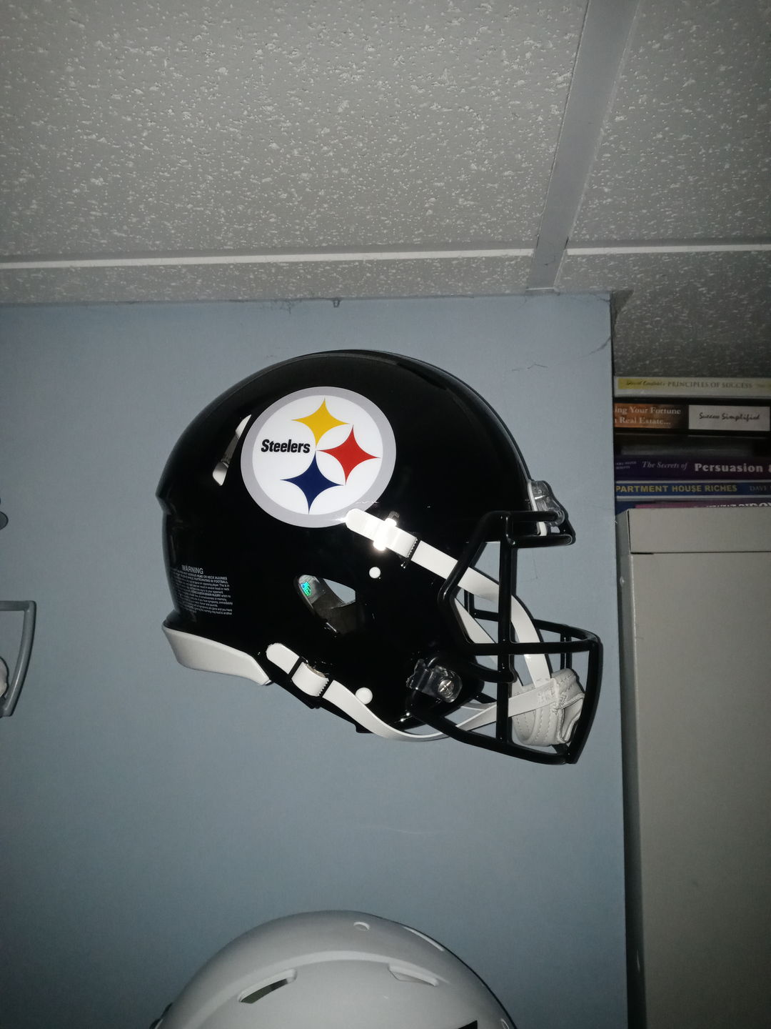 Customer photo review of Pittsburgh Steelers Riddell Revolution Speed Authentic Football Helmet