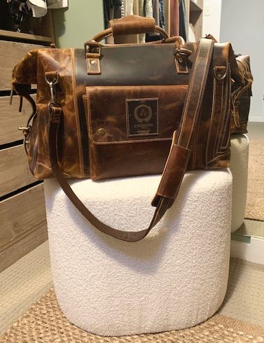 Customer photo review of Branson Leather Weekend Bag