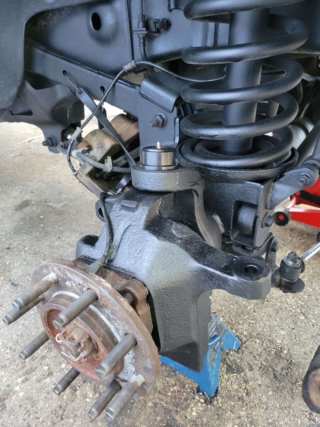 Customer photo review of 2003-2013 Cummins Upper & Lower Ball Joint Package (0313BJPACK)
