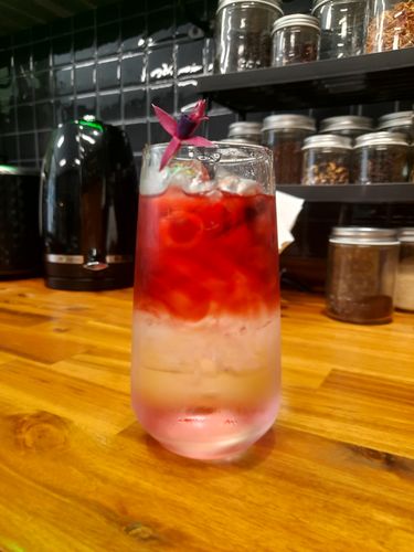 Customer photo review of FUCHSIA - Freeze Dried Edible Flowers