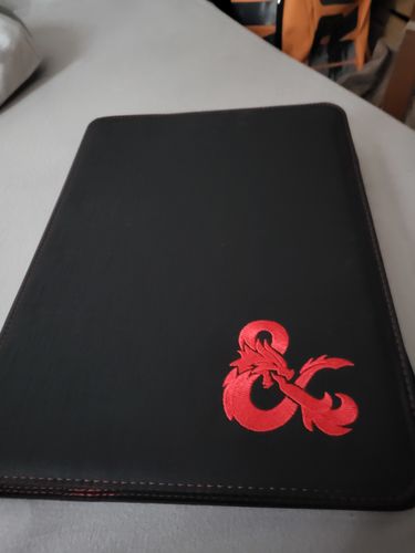 Customer photo review of D&D Premium Zippered Book & Character Folio
