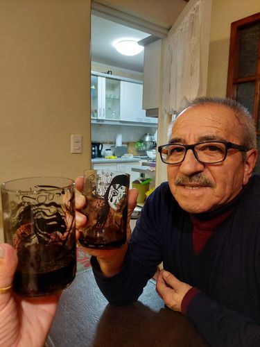 Customer photo review of Brindemos por EllosJuego de 4 Vasos