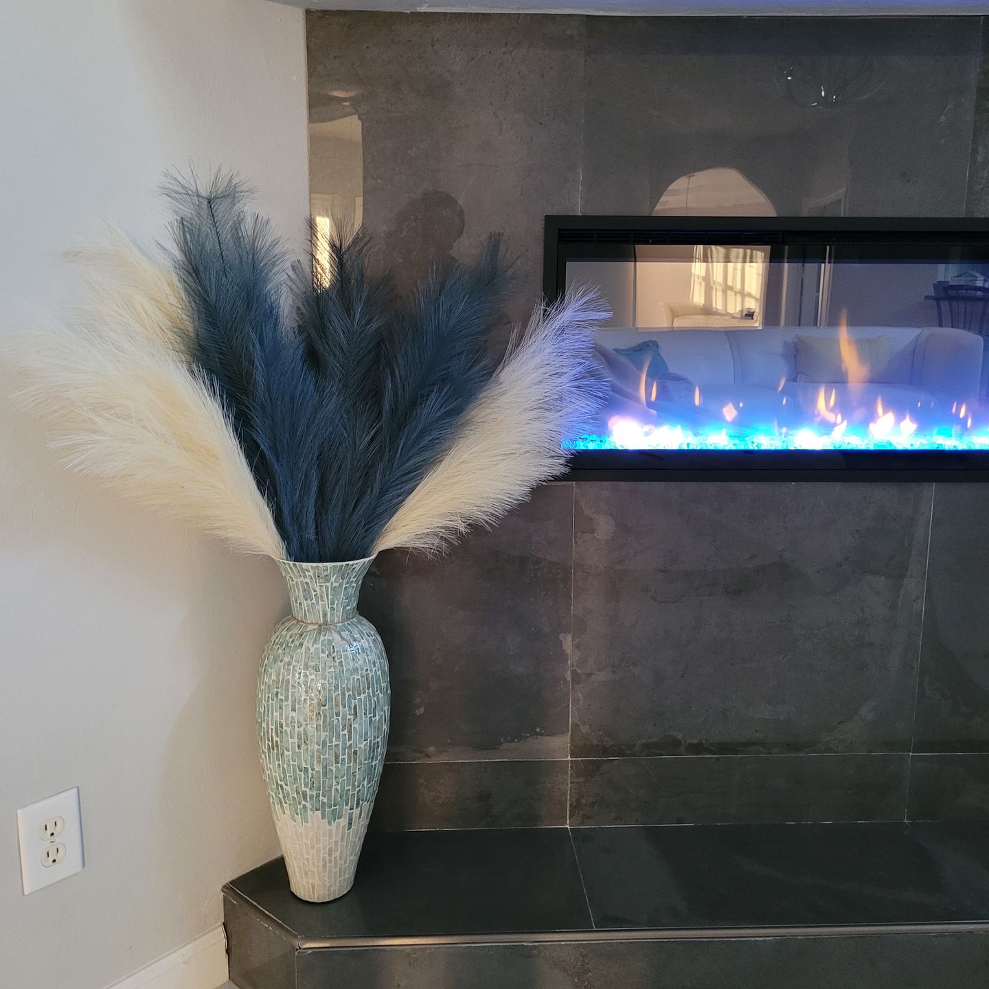 Customer photo review of Tall Faux Pampas Grass - Livid (Blue-Grey)