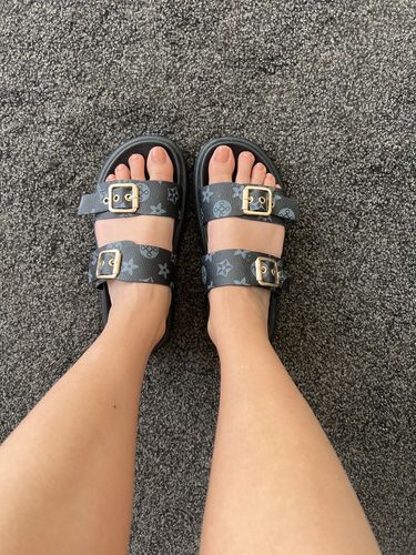 Customer photo review of Lui Pantolette - Schwarz