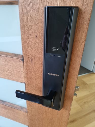 Customer photo review of Samsung SHP-DH537