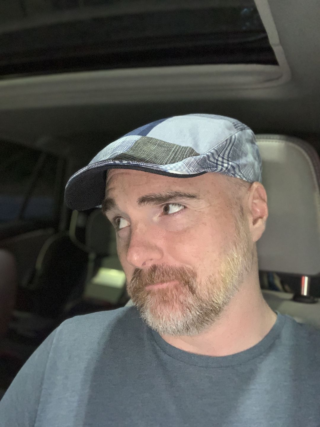 Customer photo review of Donegal Touring Cap Patchwork Grey/Blue Linen