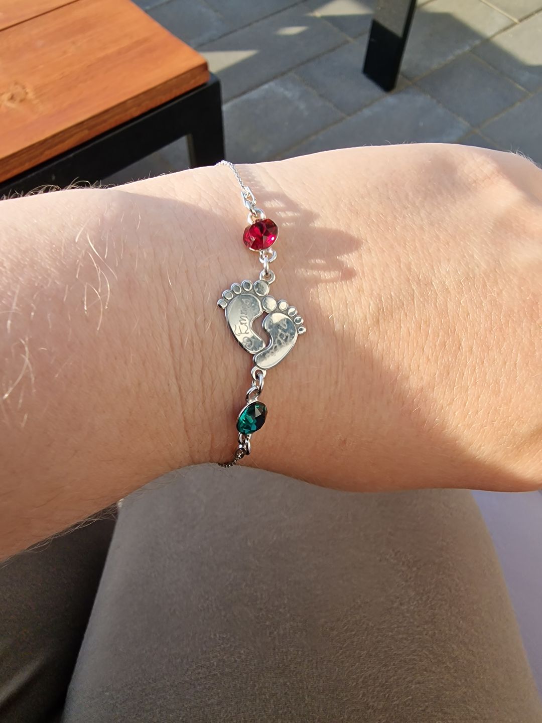 Customer photo review of Armband "Babyfüßchen"