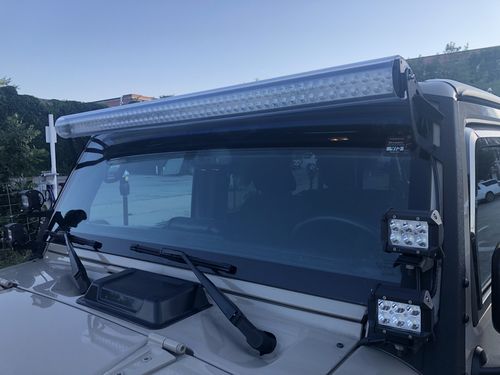Customer photo review of Aerolidz Dual Row Clear Light Bar Cover - 50” 52” LED Silencer