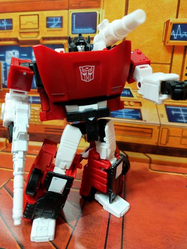 Customer photo review of Go Better Studio GX-30B GX30B Upgrade Kit / Gap fillers for  WFC Kingdom Sideswipe Upgrade Kit