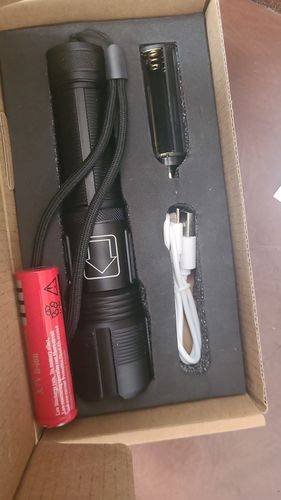 Customer photo review of NaturVibes™ Taschenlampe POWER-S260