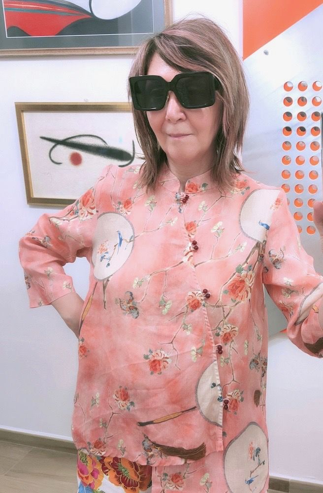 Customer photo review of Plus Size - Vintage Stitching V Neck Short Sleeve Ramie T-shirt