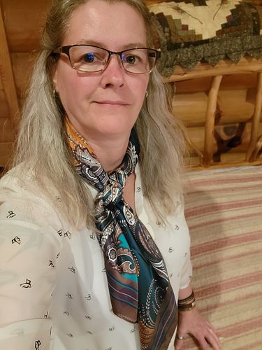 Customer photo review of Presley - Paisley
