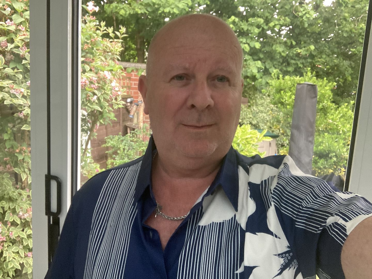 Customer photo review of Men's Vertical Stripe Flower Print Vacation Navy Blue Hawaiian Vintage Aloha Short Sleeve Shirt