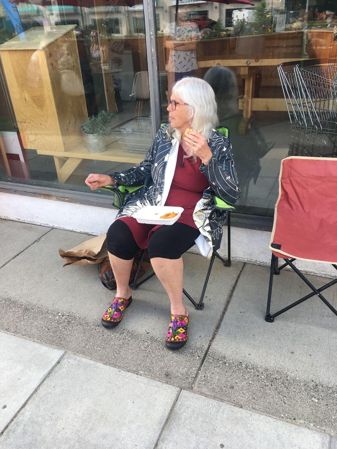 Customer photo review of Vintage Handmade Printed Colorful Sandals