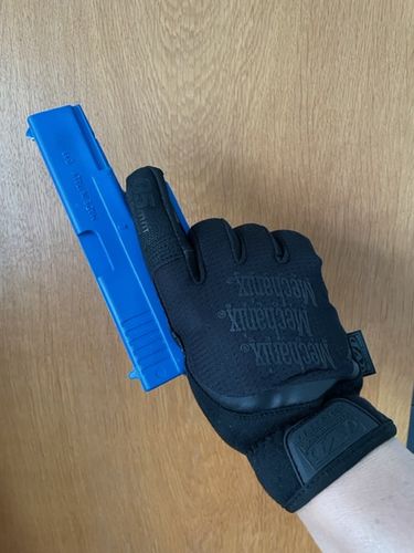 Customer photo review of Mechanix Specialty FastFit 0,5 mm Einsatzhandschuhe