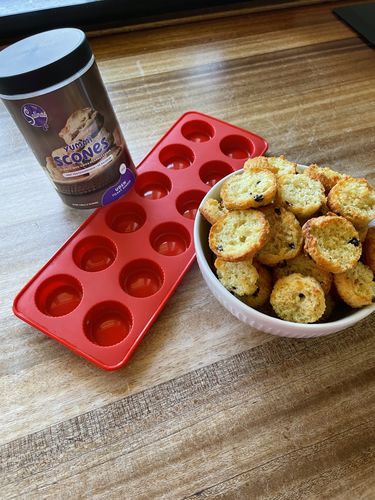 Customer photo review of Yummi scones