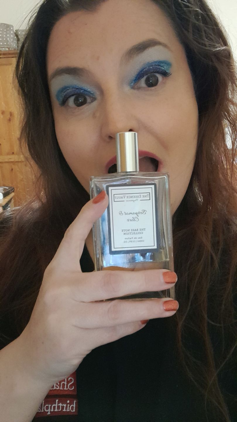 Customer photo review of Bergamot & Clove Eau De Parfum