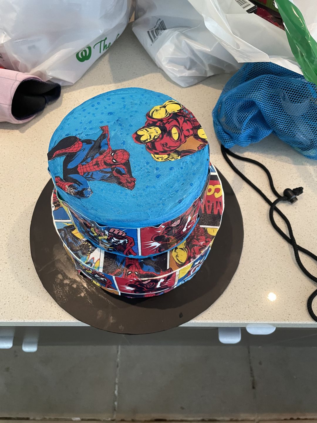 Customer photo review of Superhero Marvel Avengers - Edible Icing Cake Wrap