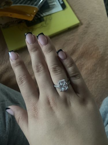 Customer photo review of "Attraction" ring