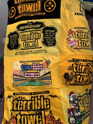 Customer photo review of Double Sided Classic T-shirt Blanket