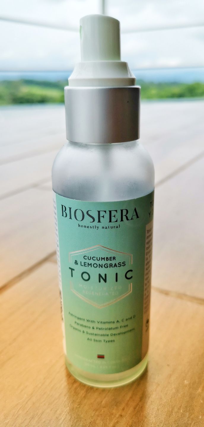 Customer photo review of Cucumber Lemongrass Face Tonic
