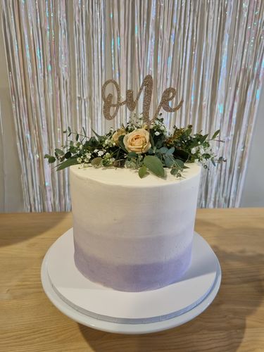 Customer photo review of One Cake Topper (other colours available)