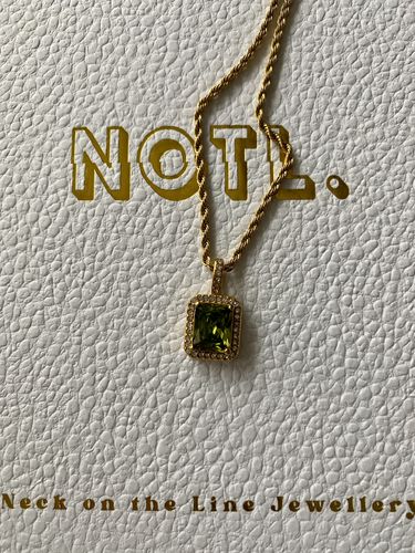 Customer photo review of Laurel necklace