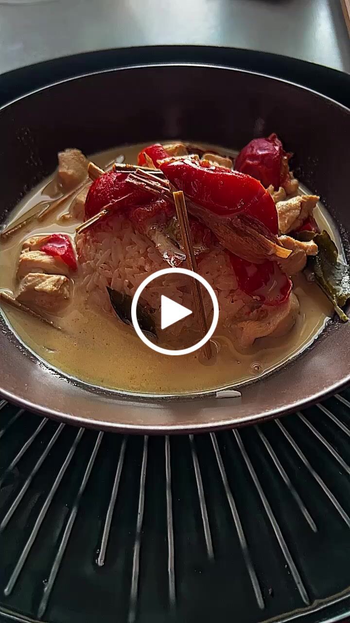 Customer video review of Tom Kha Kochbox (für 3-4 Portionen) in der Schilfgrastasche
