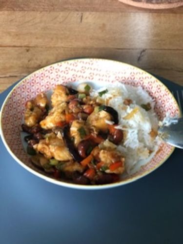 Customer photo review of Hähnchen mit Cashewkernen Kochbox in Bambuskorb mit weiteren 9 Gerichten