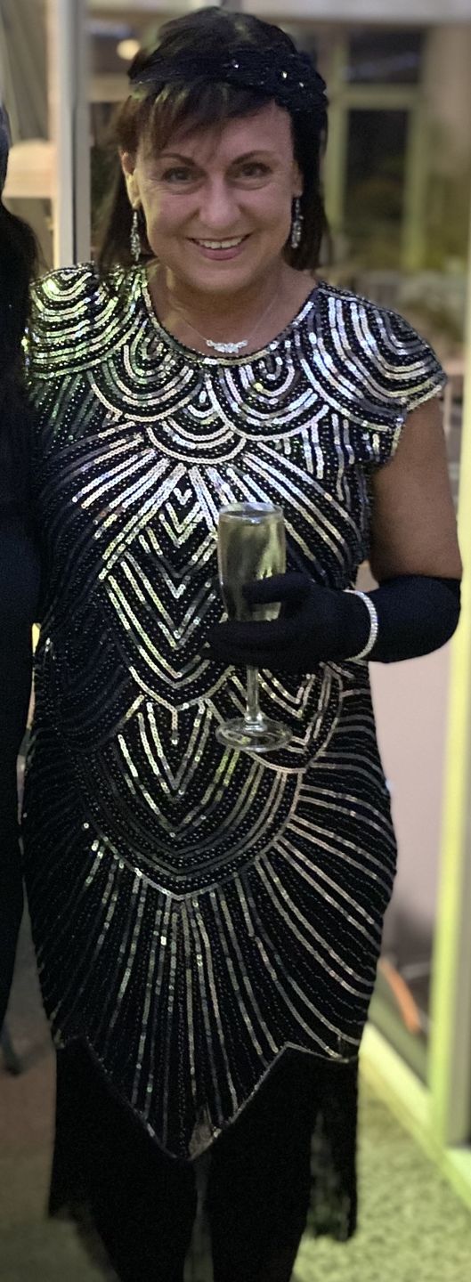Customer photo review of 1920s Deco & Black Feather Flapper Headpiece