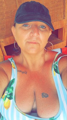 Customer photo review of 100% Natural & Organic Tanning Oil