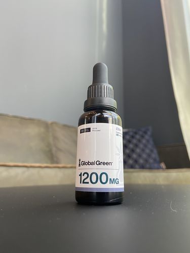 Customer photo review of CBD Cold-Pressed Oil 1200mg