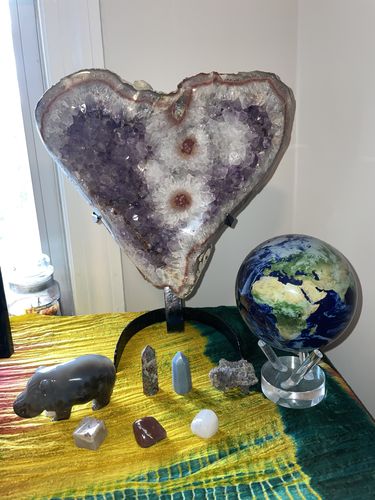 Customer photo review of Uruguayan Amethyst Heart w/ Stand- XL