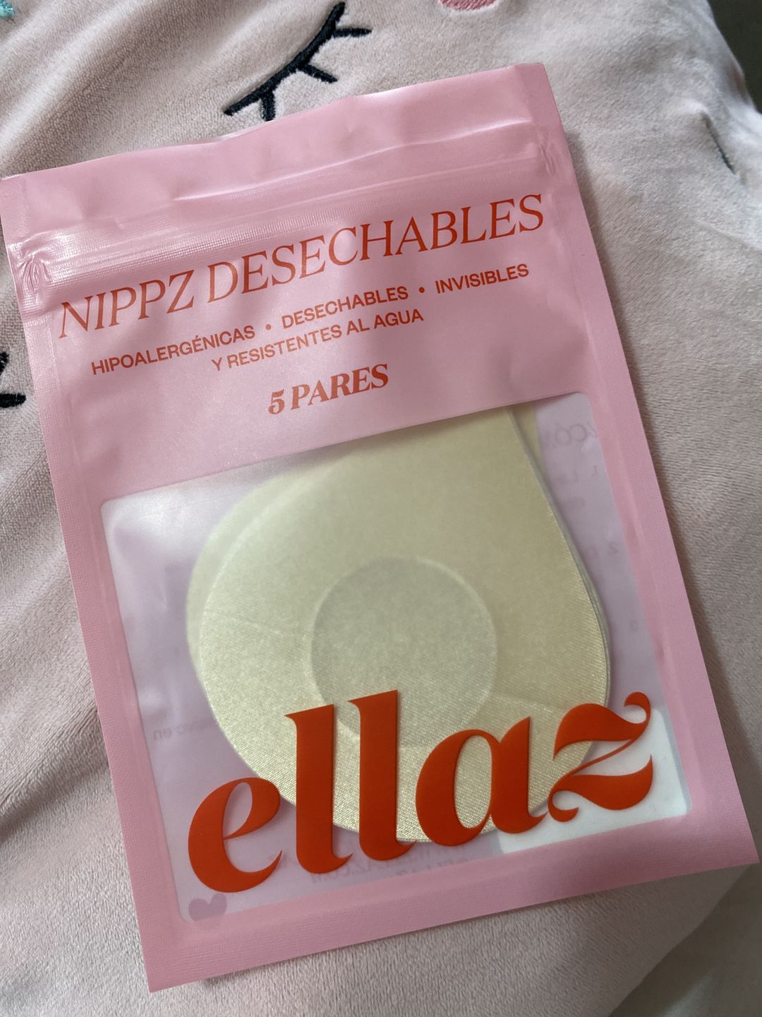 Customer photo review of Flores de Satin (5 Pares)