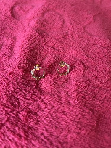 Customer photo review of Boucles d'oreilles Agathe