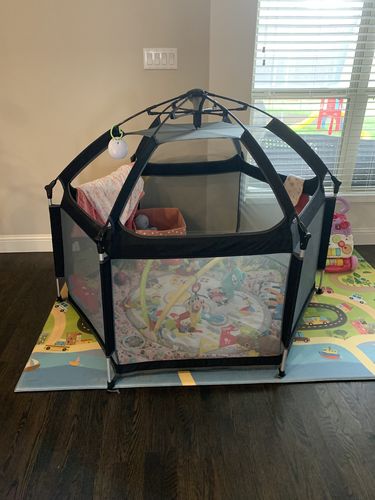 Customer photo review of Pop N' Go® Playpen
