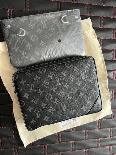 Customer photo review of LV TRIO MESSENGER Bag