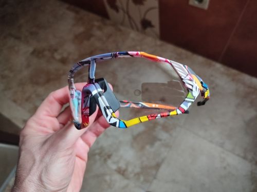 Customer photo review of KE9408 Photochromic Cycling Sunglasses With 2 Lens or 5 Lens