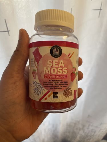 Customer photo review of Sea Moss Gummies